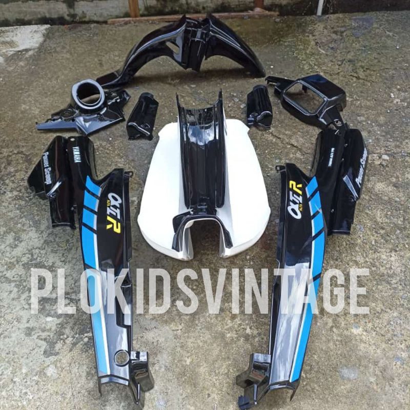 PAKET COVER BODY YAMAHA ALFA SET SAYAP TAHUN 1990 HITAM STIKER BIRU