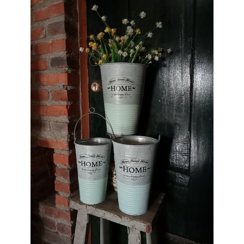 paket vas kaleng/pot kaleng/pot bunga/vas kaleng vintage/vas bunga/dekorasi/pajangan/hiasan