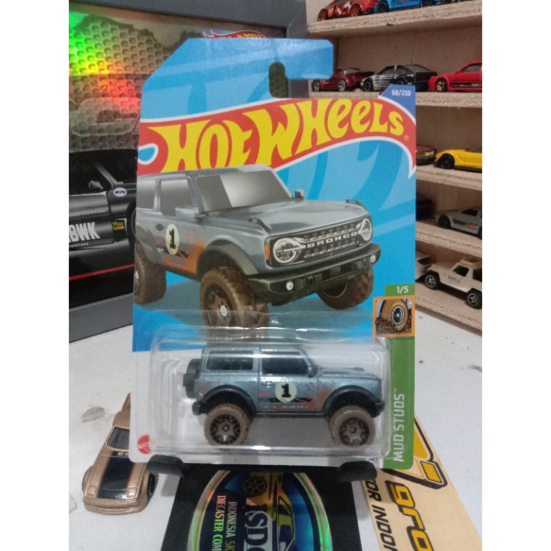 HOT WHEELS 21 FORD BRONCO