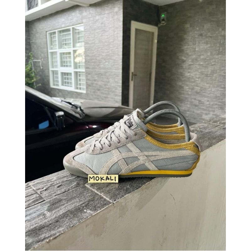 SEPATU ONITSUKA TIGER MEXICO 66 ABU KUNING