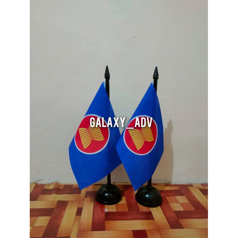 

bendera meja logo ASEAN + tiang