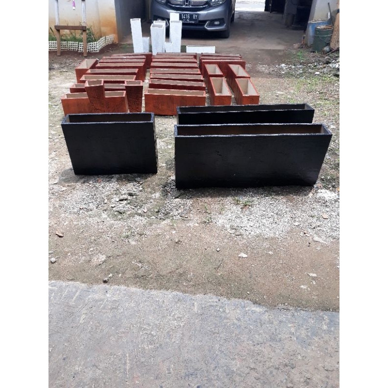 pot kayu partisi panjang 70cm tinggi 80cm untuk tanaman artificial atau plastik