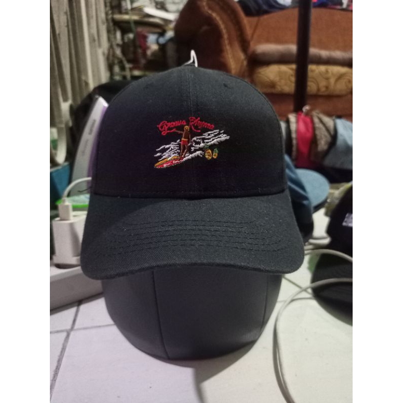 topi groove rhyme second