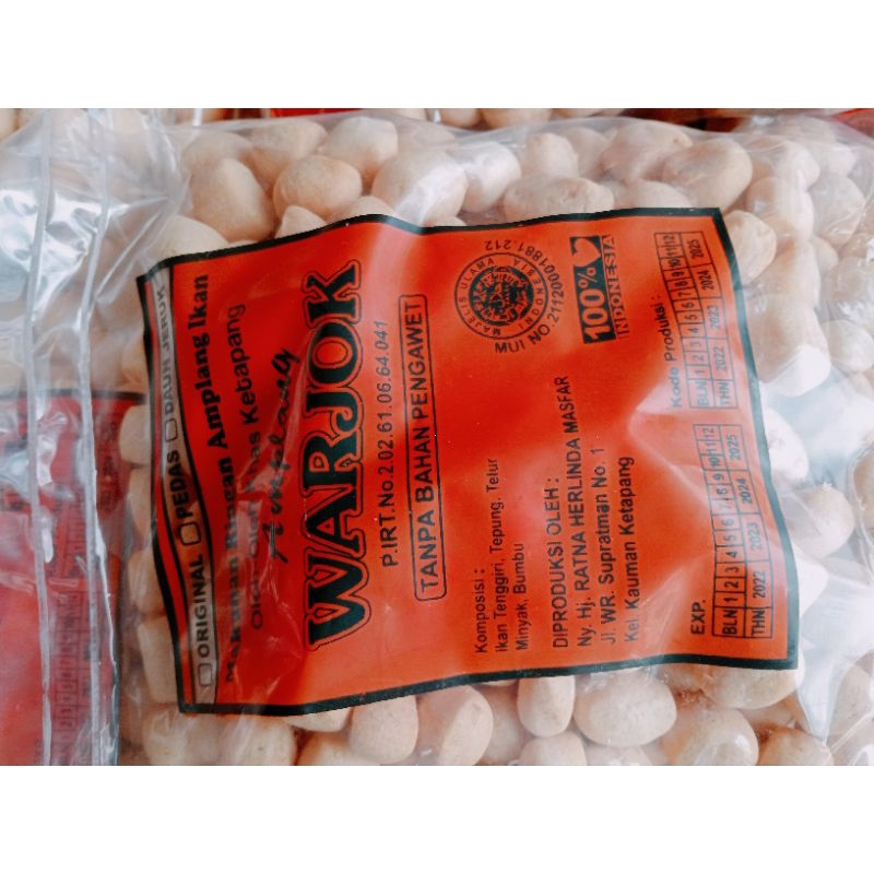 

amplang ikan khas pontianak