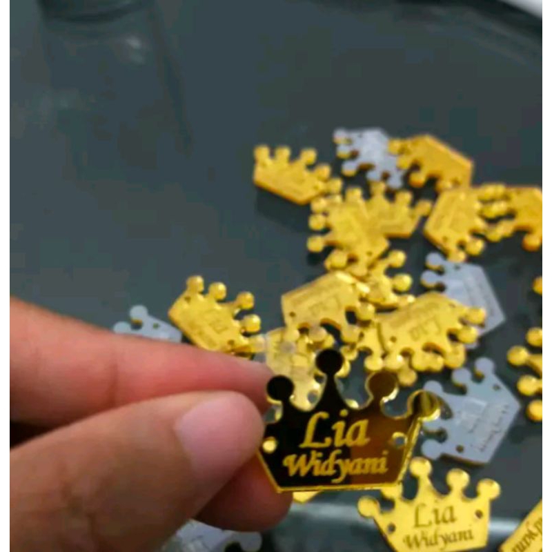 

label hijab akrilik mahkota