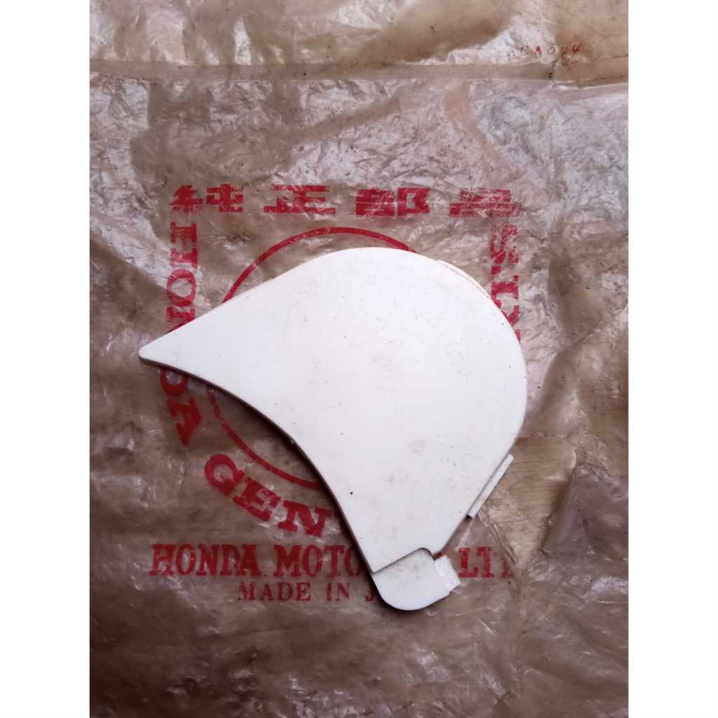 Tutup Sayap Depan Dinamo Stater Honda Astrea Prima Engkel Original Baru NOS