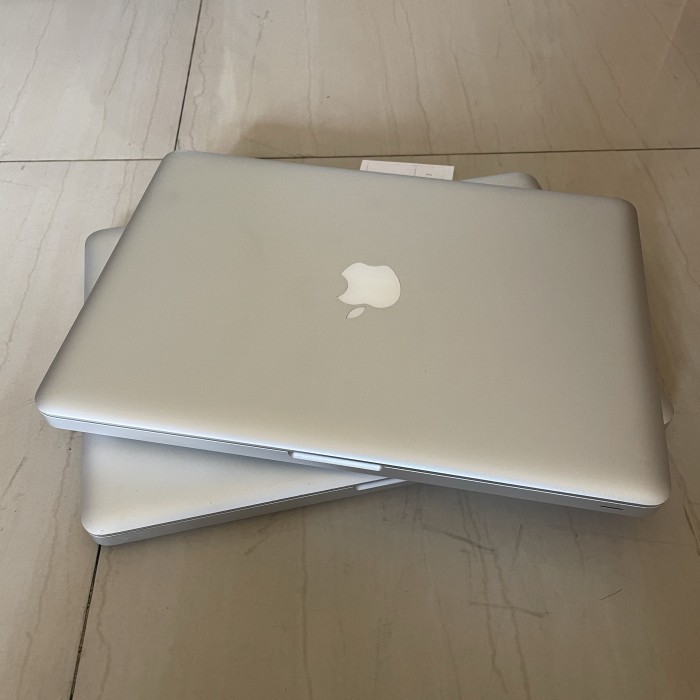 Macbook Air 2015 A1466 Intel Core i5 4GB/128GB,256GB,512GB SSD 13,3 Inc Second Like New Apple Laptop