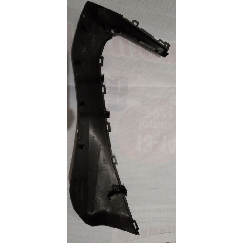 cover bawah kiri 2 Aerox ( B65F171M00 )