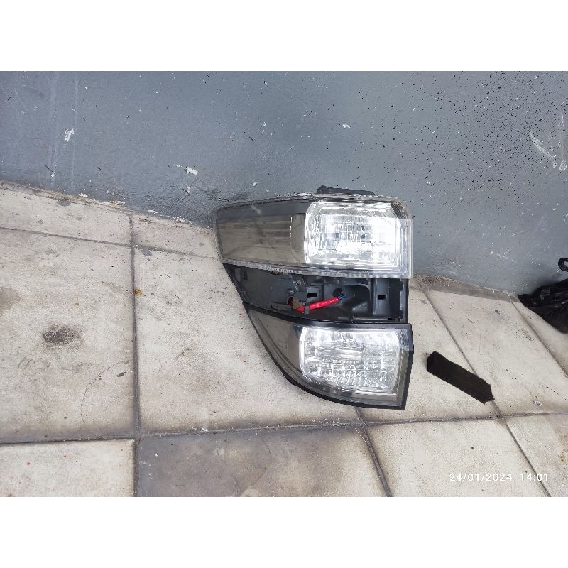 Stoplamp toyota vellfire 2009 2012 2014
