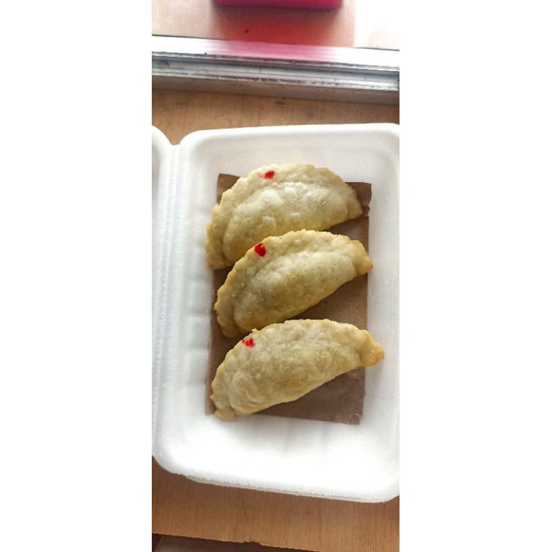 

Cireng Isi Ayam Suwir Pedas Isi 5