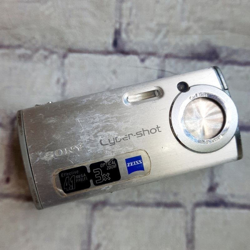 Kamera Digital Sony Cyber-shot DSC-L1