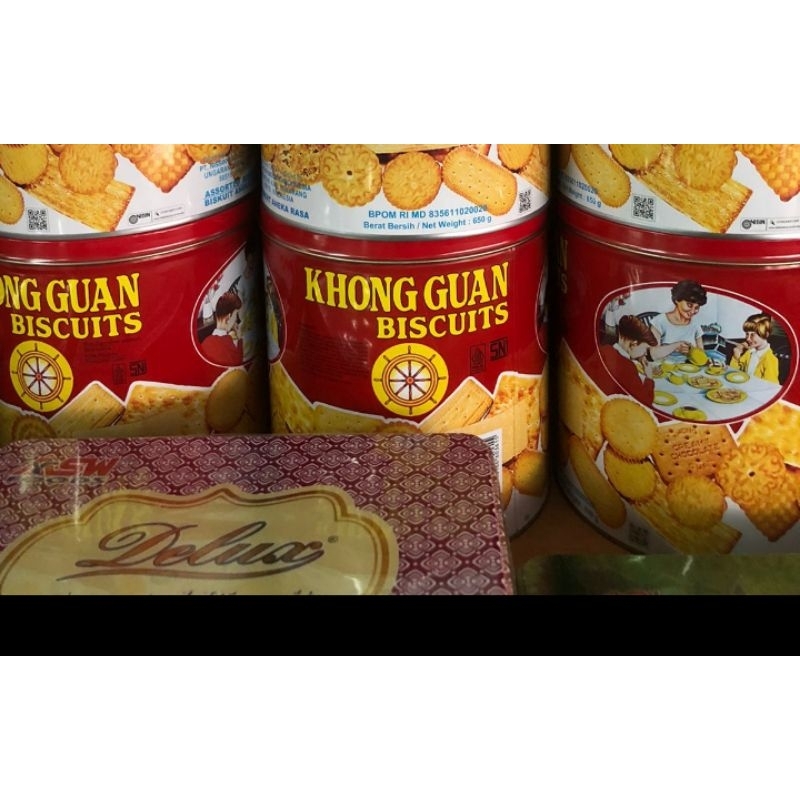 

KHONG GUAN BISCUITS ASSORTED ROTI KALENG 650gr