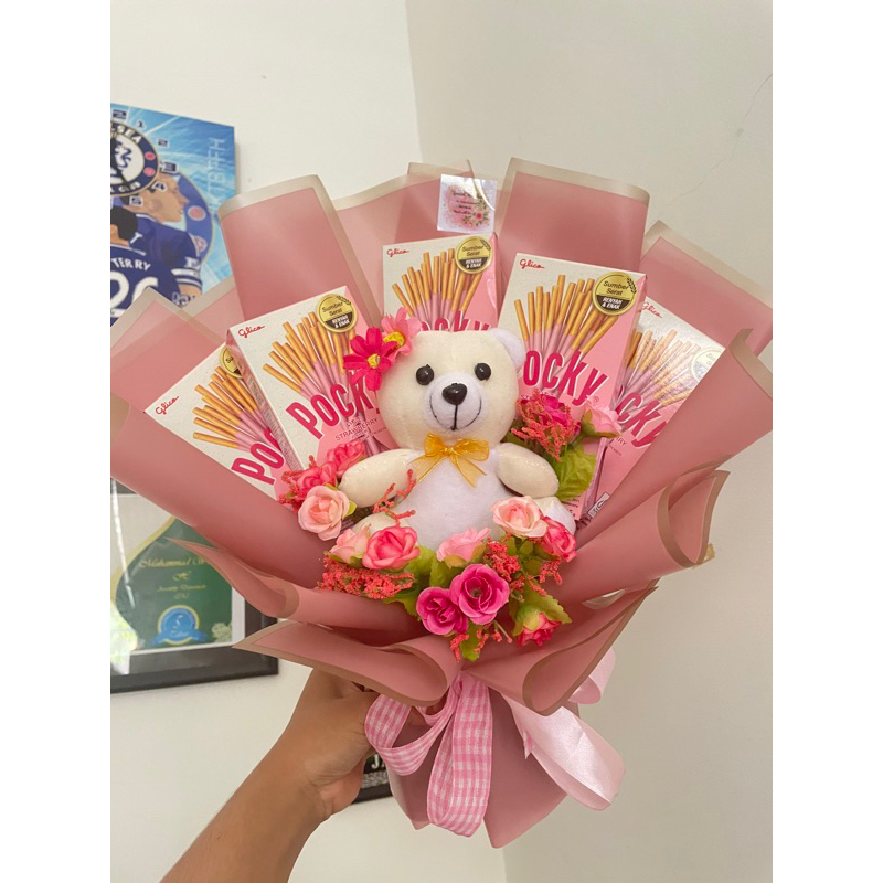 

bucket murah valentine boneka dan pocky