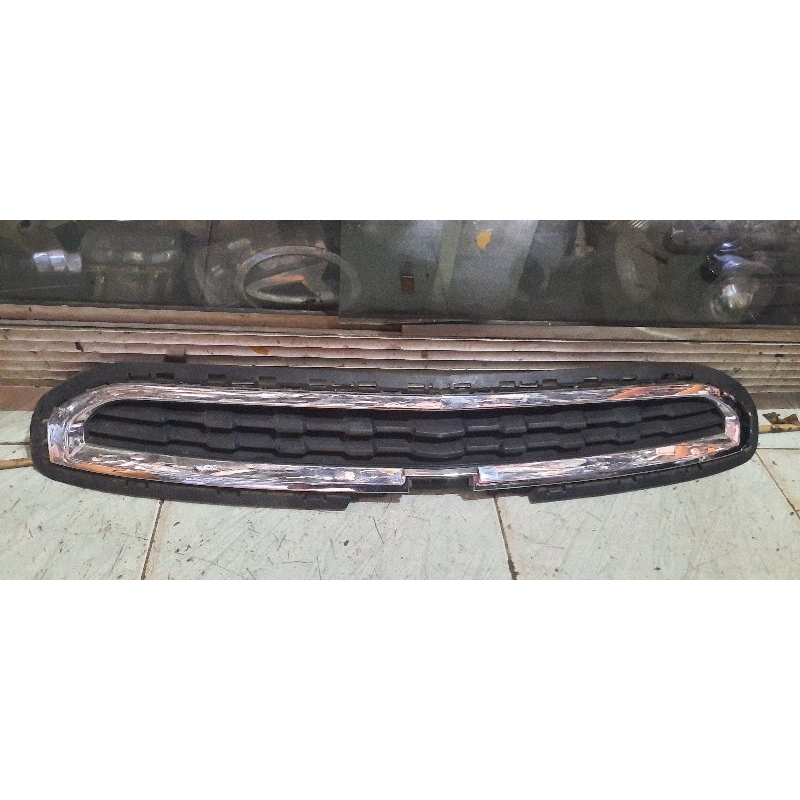 GRILL CHEVROLET SPIN ORIGINAL