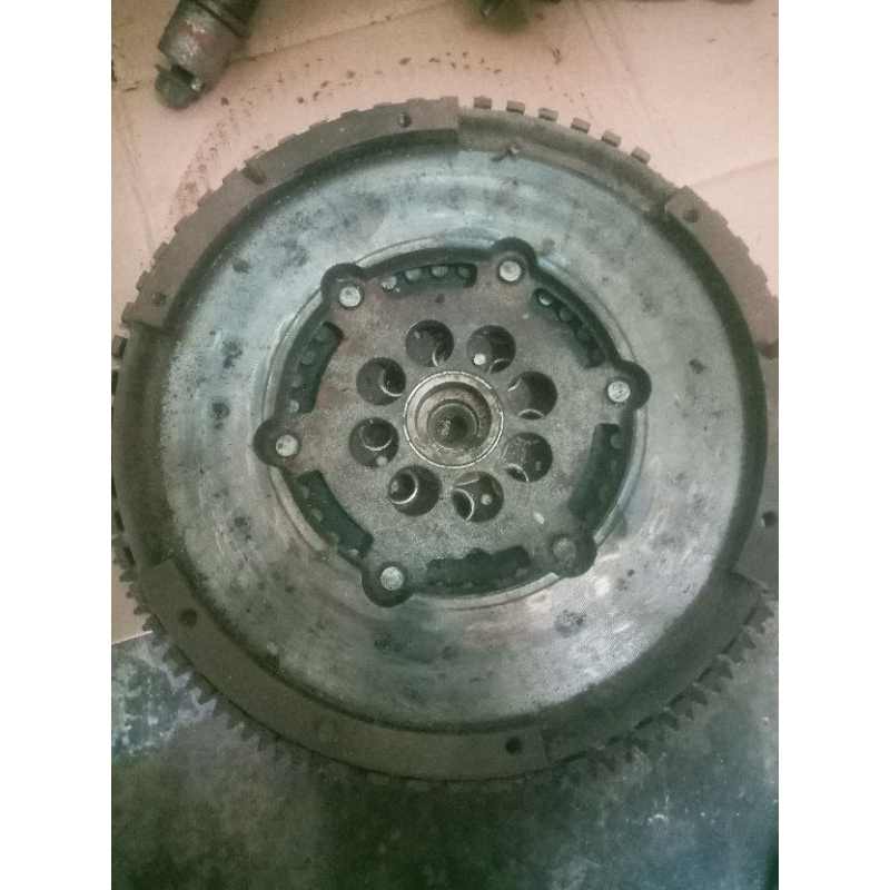 flywheel / roda gila ford ranger everest tdci