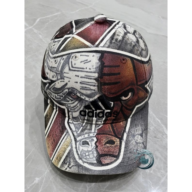 Topi Branded Adidas Original x Chicago Bulls Cyber Art Painting