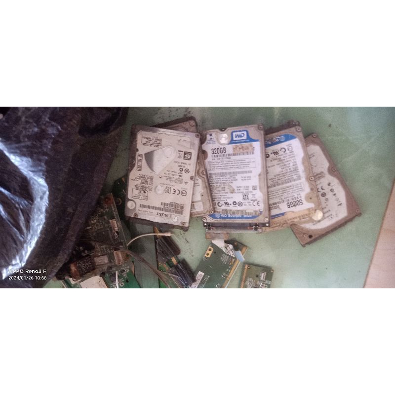 Hardisk laptop rusak kapasitas random
