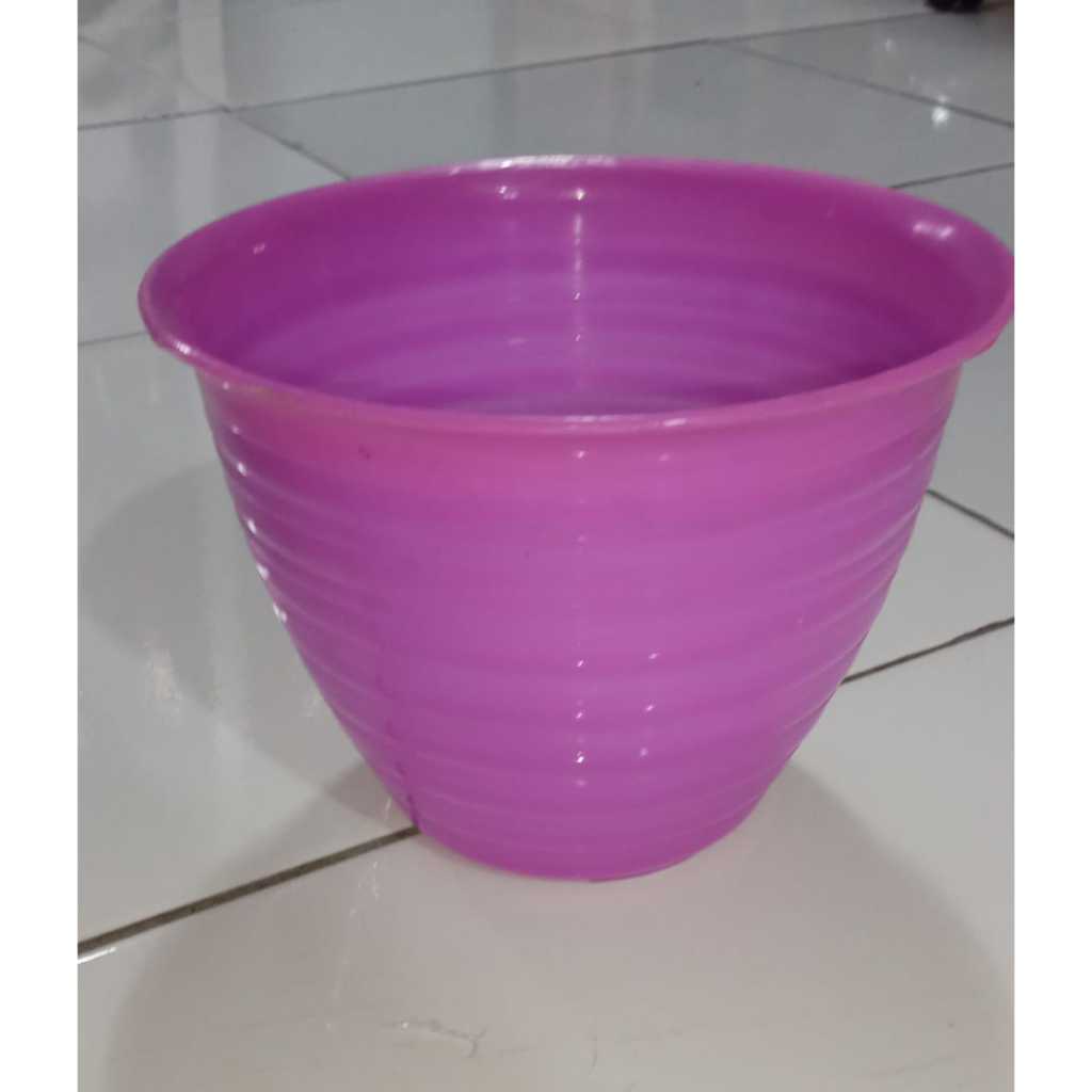 Pot Ungu Plastik 17x13cm | Pot Bunga | Pot Plastik Ungu | Vas Bunga