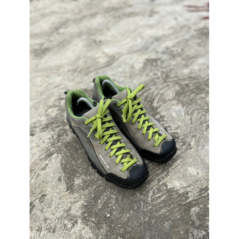 sepatu gunung second original eider