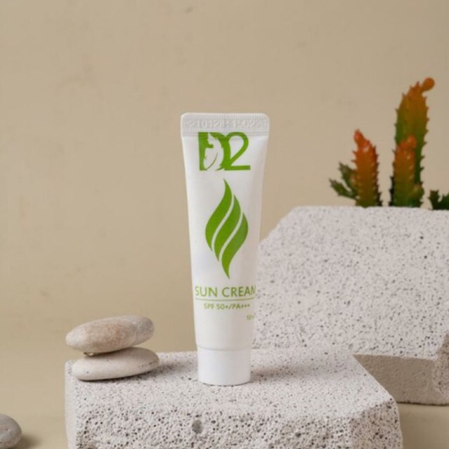 ZEETA - Sunscreen Spf 50 (D2) (10g)