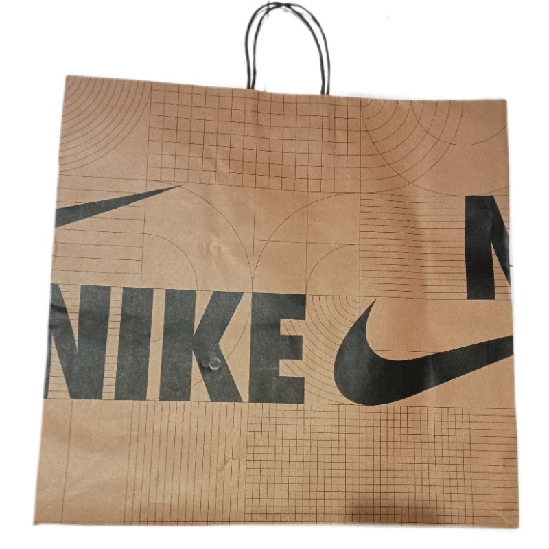 

PAPERBAG NIKE P.43 ×L.55 ×T.20 CM