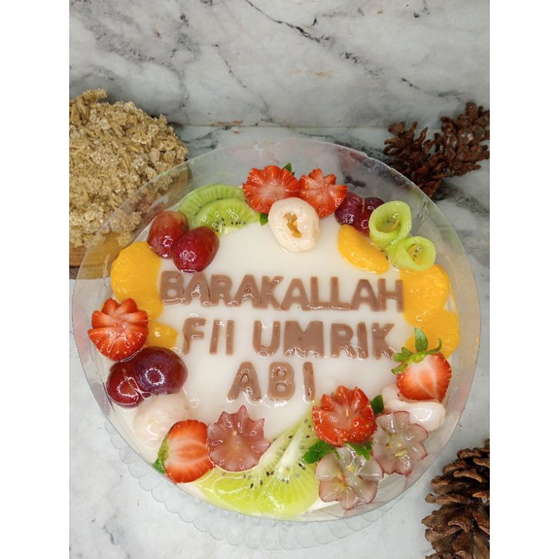 

Puding Ulang Tahun Topping Buah Medium Size 18cm (PILIH TOPPING ROUND/ FULL/ HALF)