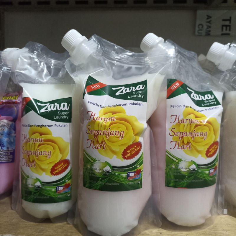 plicin setrika laundry/ parfum laundry 1 liter ( mawar kuning) wangi awet tahan lama