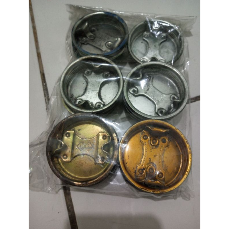 Tutup drum besi BEKAS