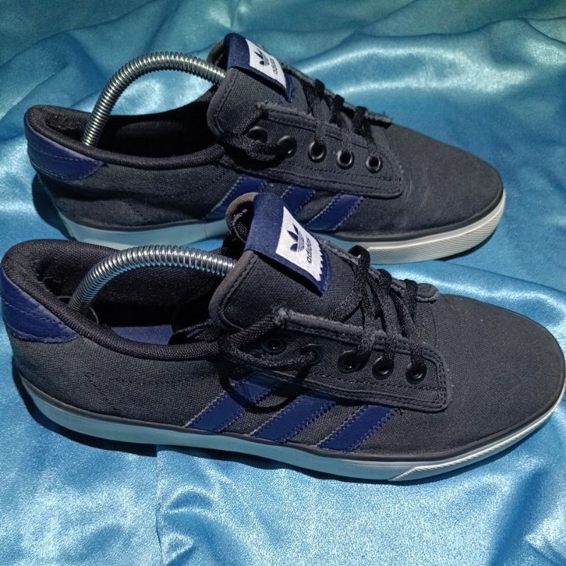 Adidas KIEL Black Sz44