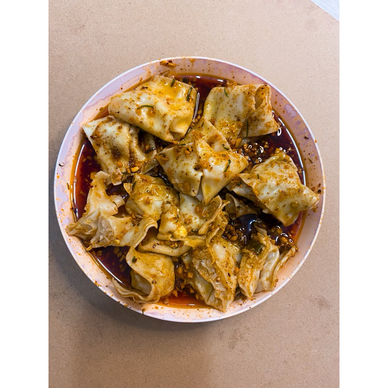 

Pangsit Chili Oil Isi Ayam / Pangsit Kuah Chili Oil / Pangdas