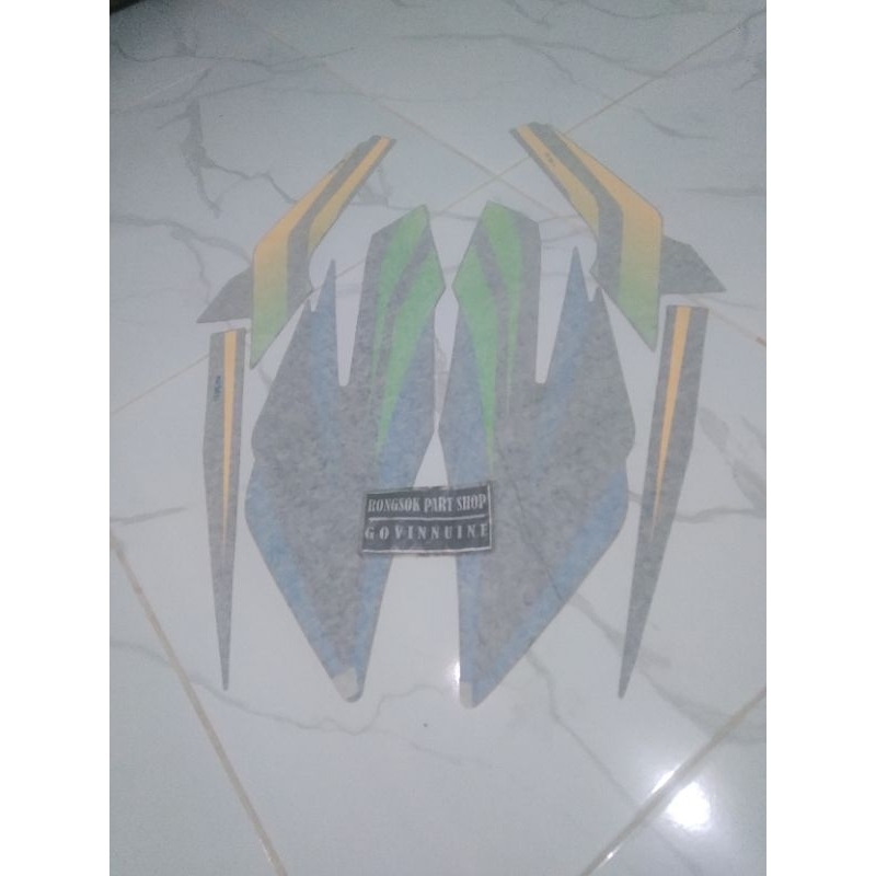 striping stiker sticker glmax gl max 2004 2005 kuning hijau ori asli