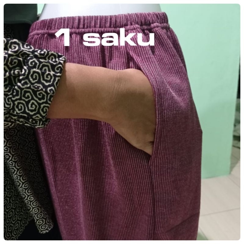 Limited Celana Kolor Wanita Jumbo Pendek Melar Nyaman Adem Bahan Silma Muat Sampai 120 Kg