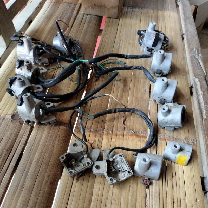 holder yamaha v75 v80 sdx