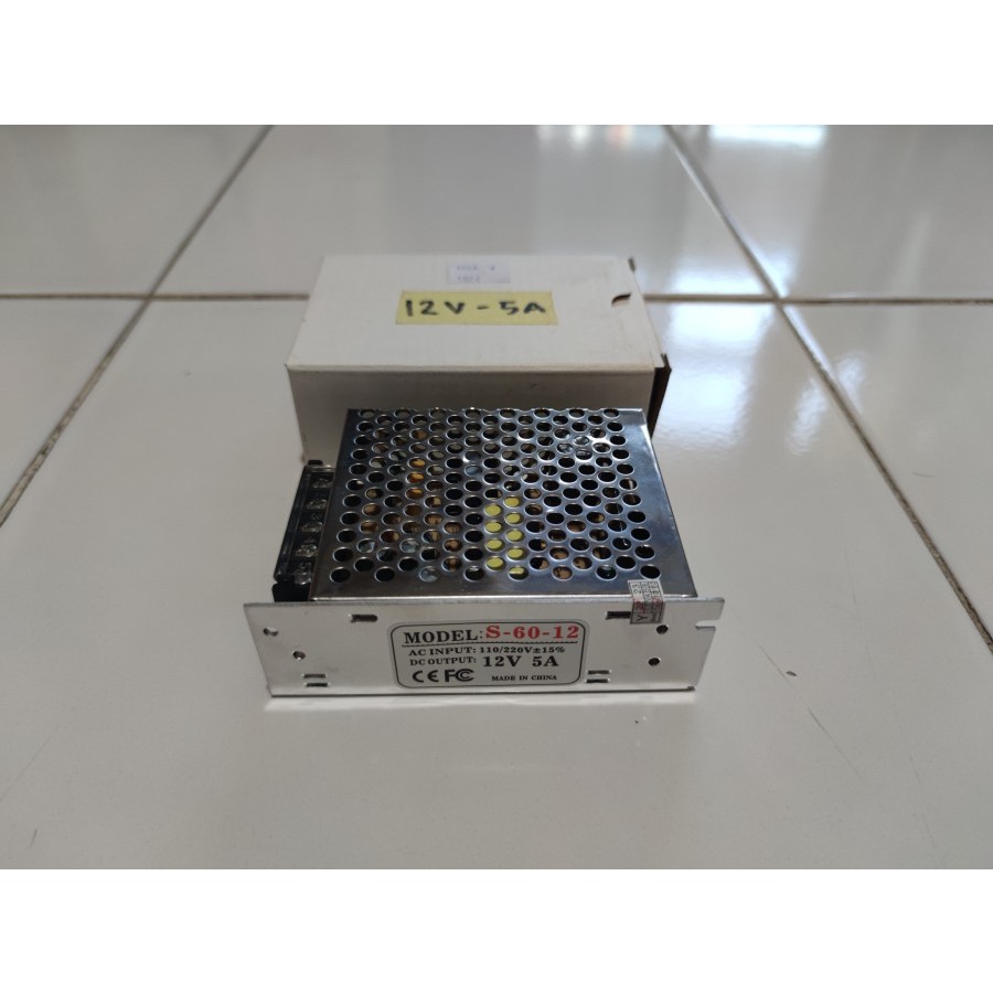 Adaptor Power Supply Camera CCTV 12V 5A S-60-12