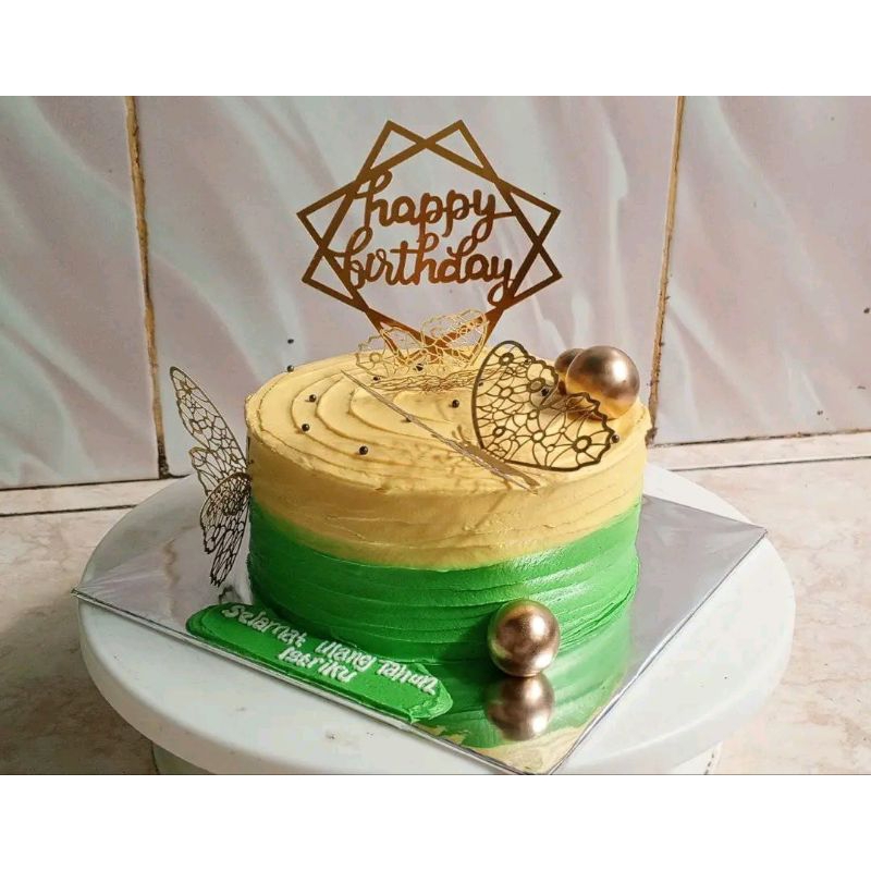 

Birthday Cake Simple Butterflies