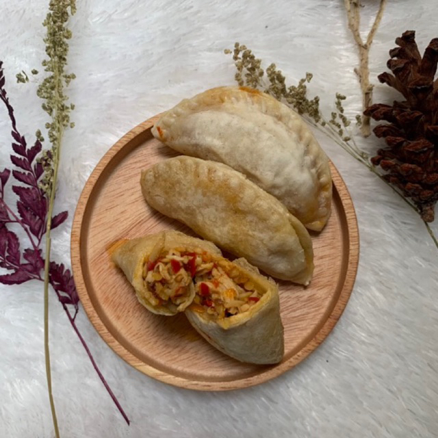 

CIRENG ISI AYAM SUWIR PEDAS ISI 10