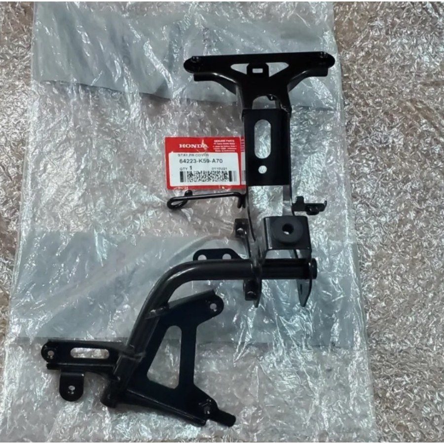 Cover Dudukan Panel Tameng Depan – Vario 125 & 150 eSP - 64223K59A70