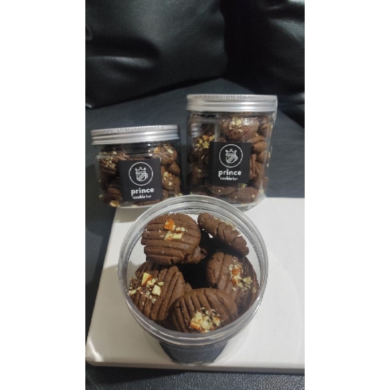 

Choco Almond Cookies
