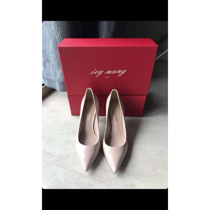 ICY WONG HEELS