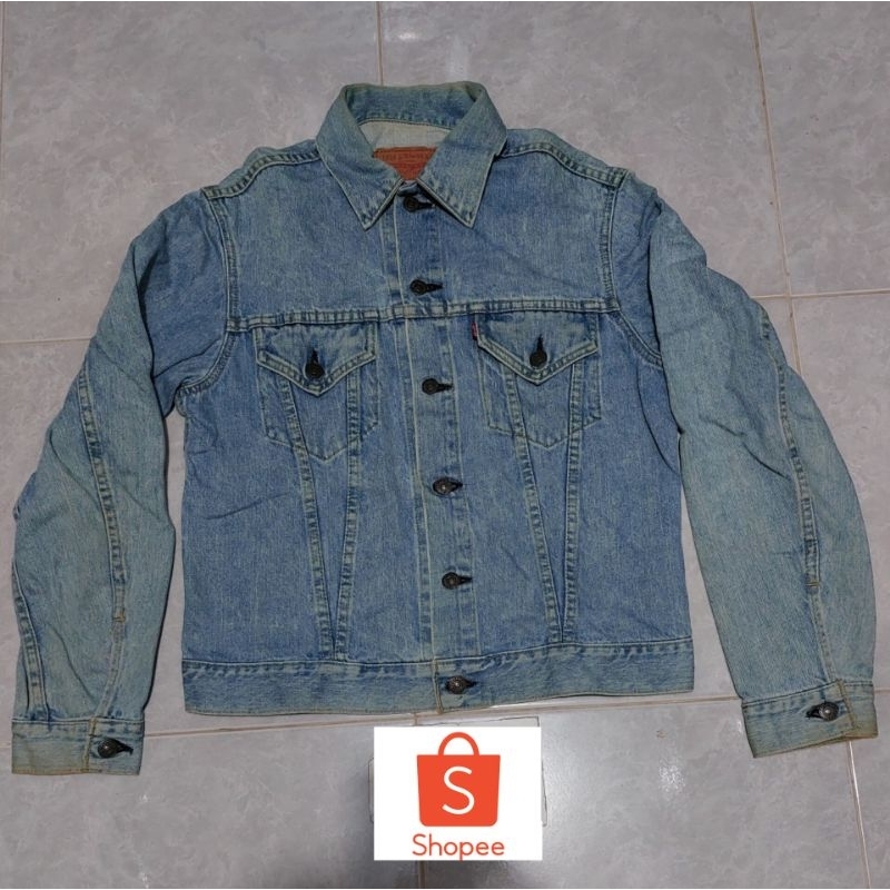 Jaket Levis big e