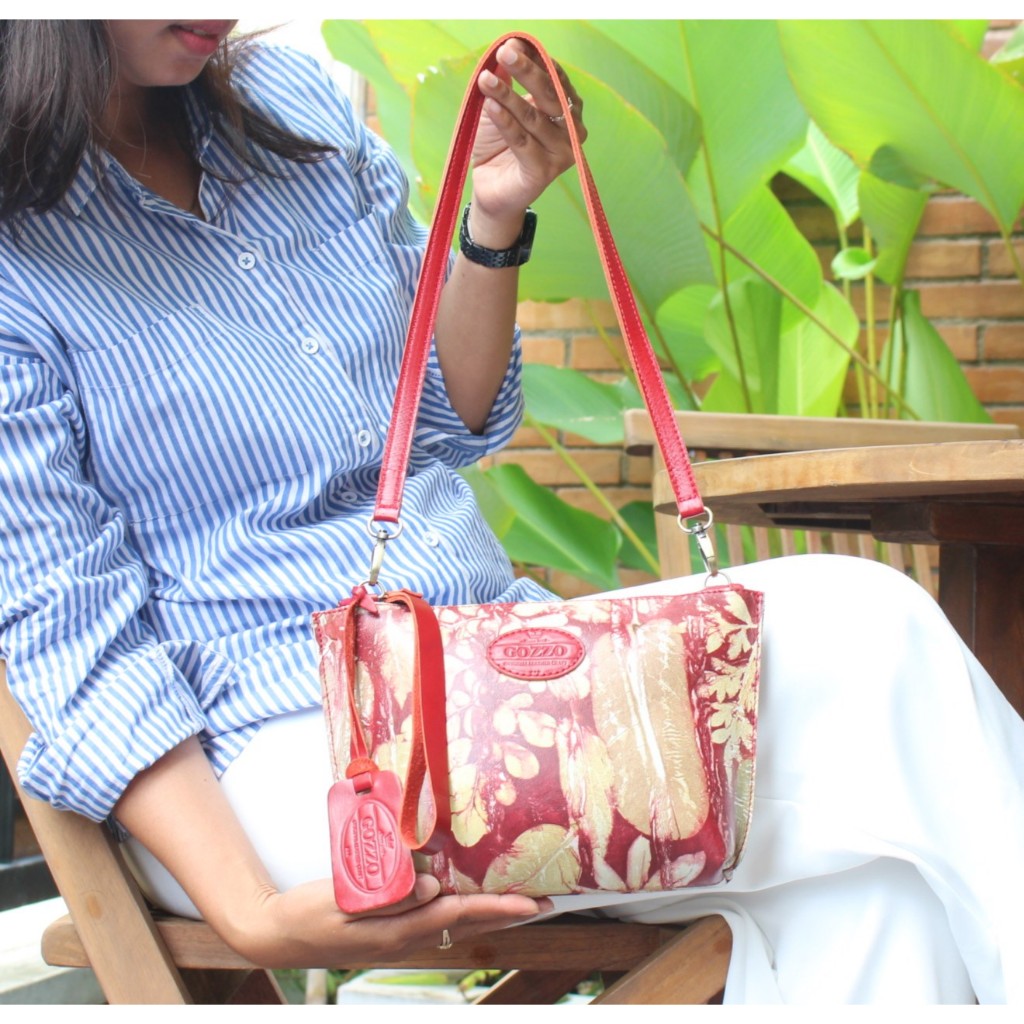 Gozzo Leather Tas Selempang & Bahu Wanita Kulit Asli CASTELLE Ecoprint / Free Gravir Nama