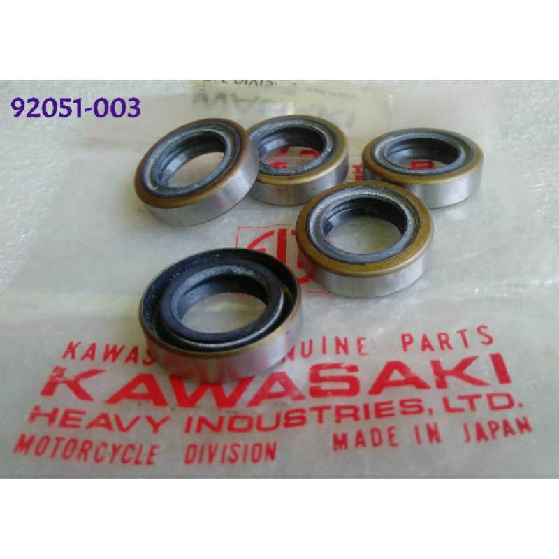 Oil Seal As Kick Starter Stater Selahan KAWASAKI Binter AR125 GTO MACH II 92051-003