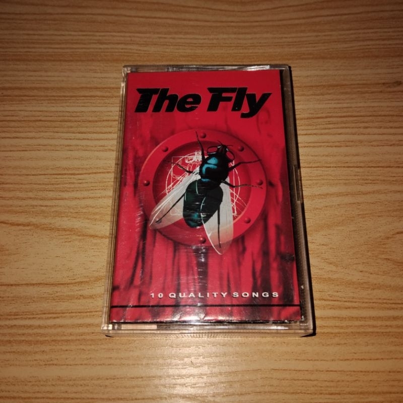 Kaset The Fly - Terbang