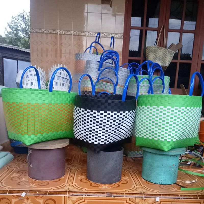 tas belanja/tas jumbo/tas anyaman plastik (P L T) 33x20x30