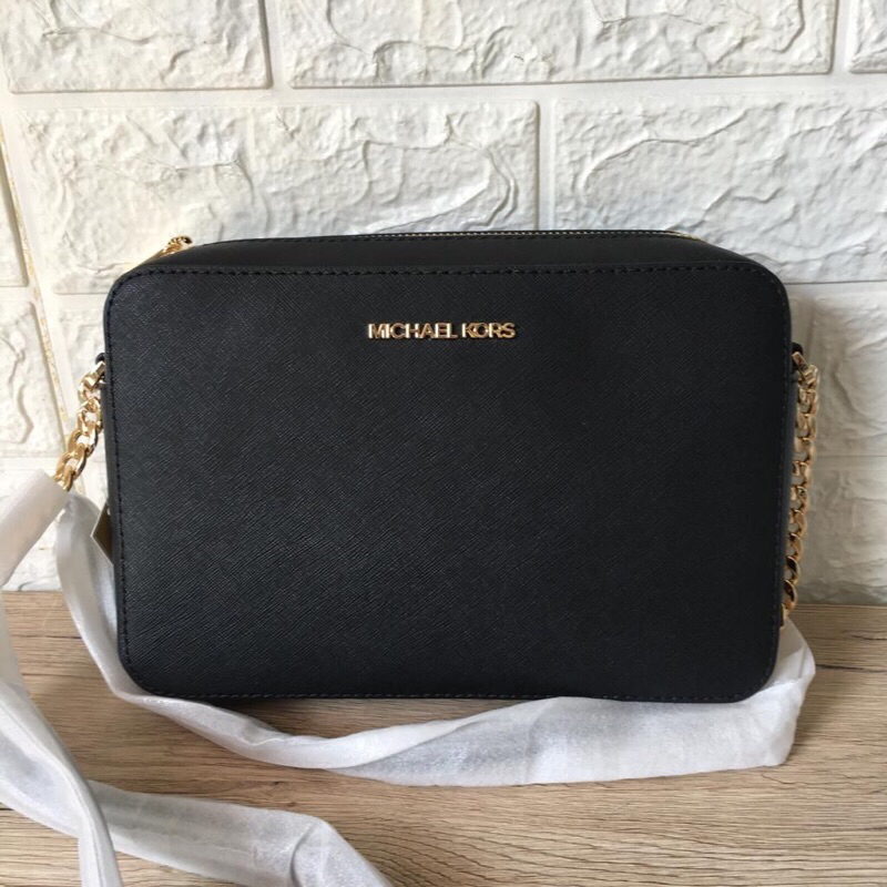 MK Jet Set Item Crossbody Black