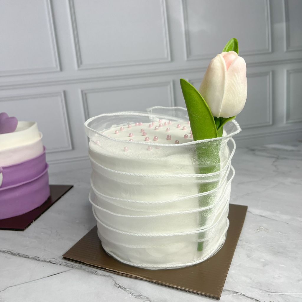 

Tulip Cake / Hampers Valentine / Cake Flowers / Cake Birthday