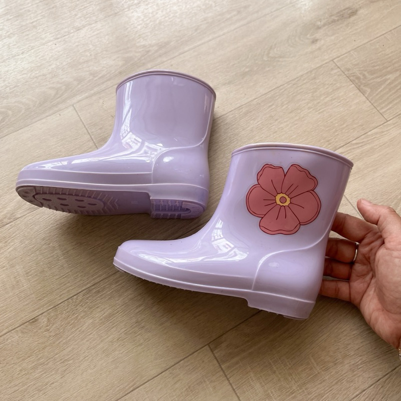 Sepatu Boots Anak Perempuan Preloved