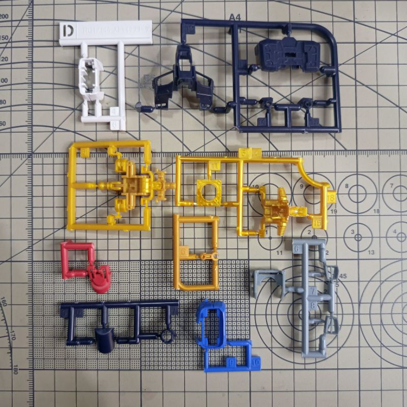 BANDAI RG 1/144 REAL GRADE STRIKE FREEDOM GUNDAM PART PARTS BODY TORSO CHEST UNIT NOT HG MG PG