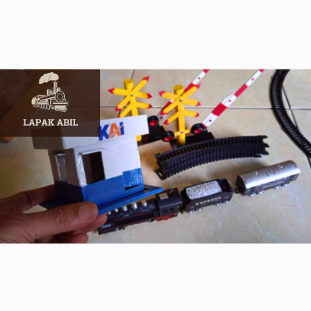 Terlaris mainan miniatur Kereta api indonesia Paket Mainan edukasi kereta set lengkap railking (kere