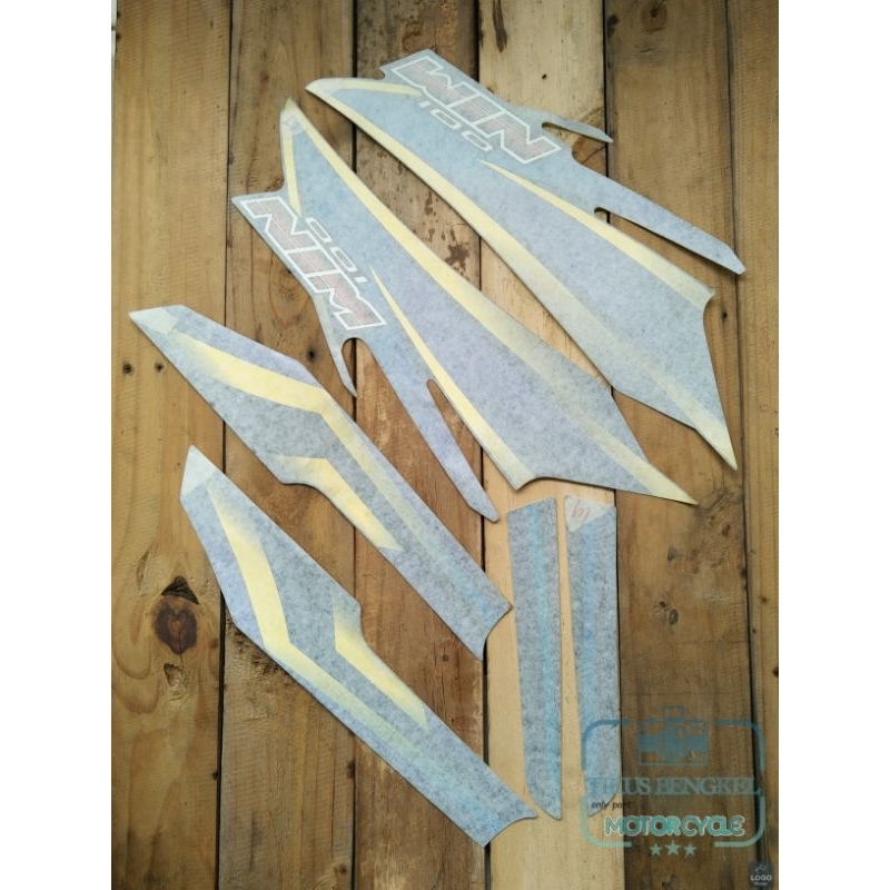 Striping Lis body Decal Honda Win100 Win 100 Tahun 2004 2005 Laminasi Original Warna Kuning Biru